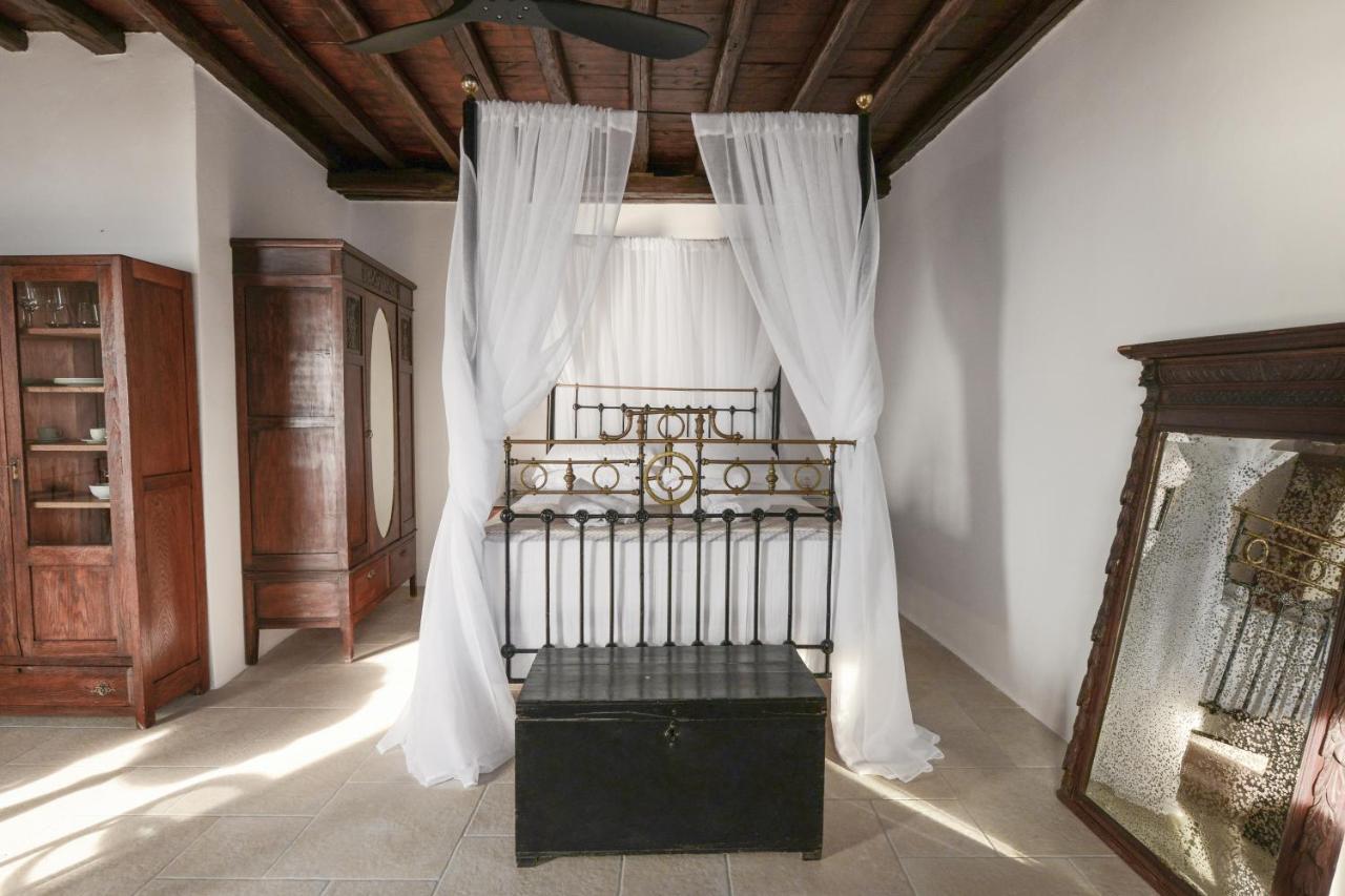 Castrum Traditional Sunset Suites Plaka  Eksteriør billede
