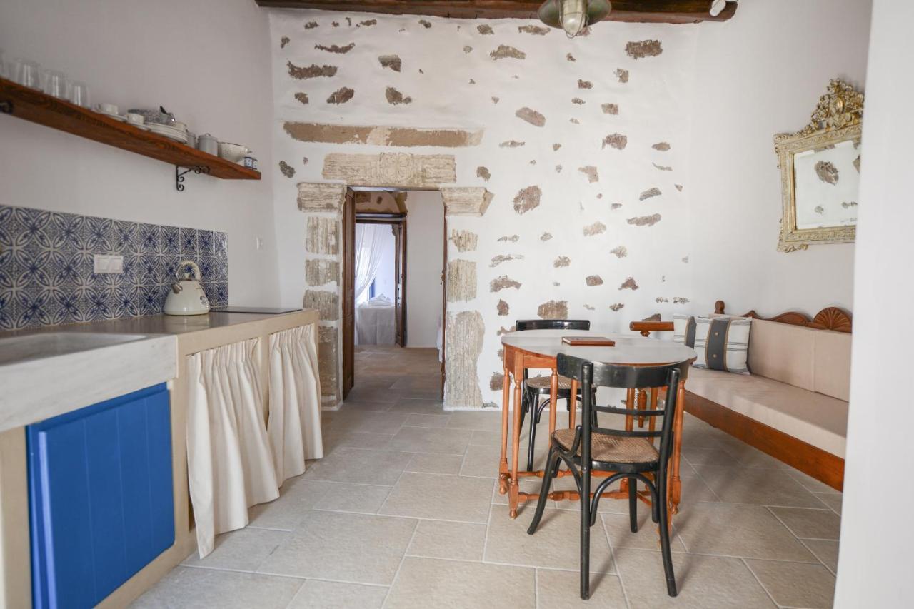 Castrum Traditional Sunset Suites Plaka  Eksteriør billede